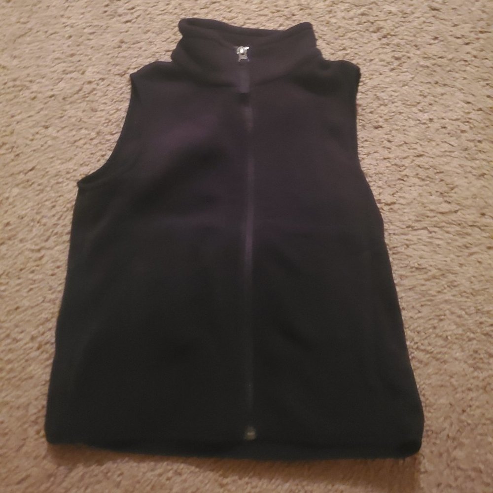 Girls black fleece vest